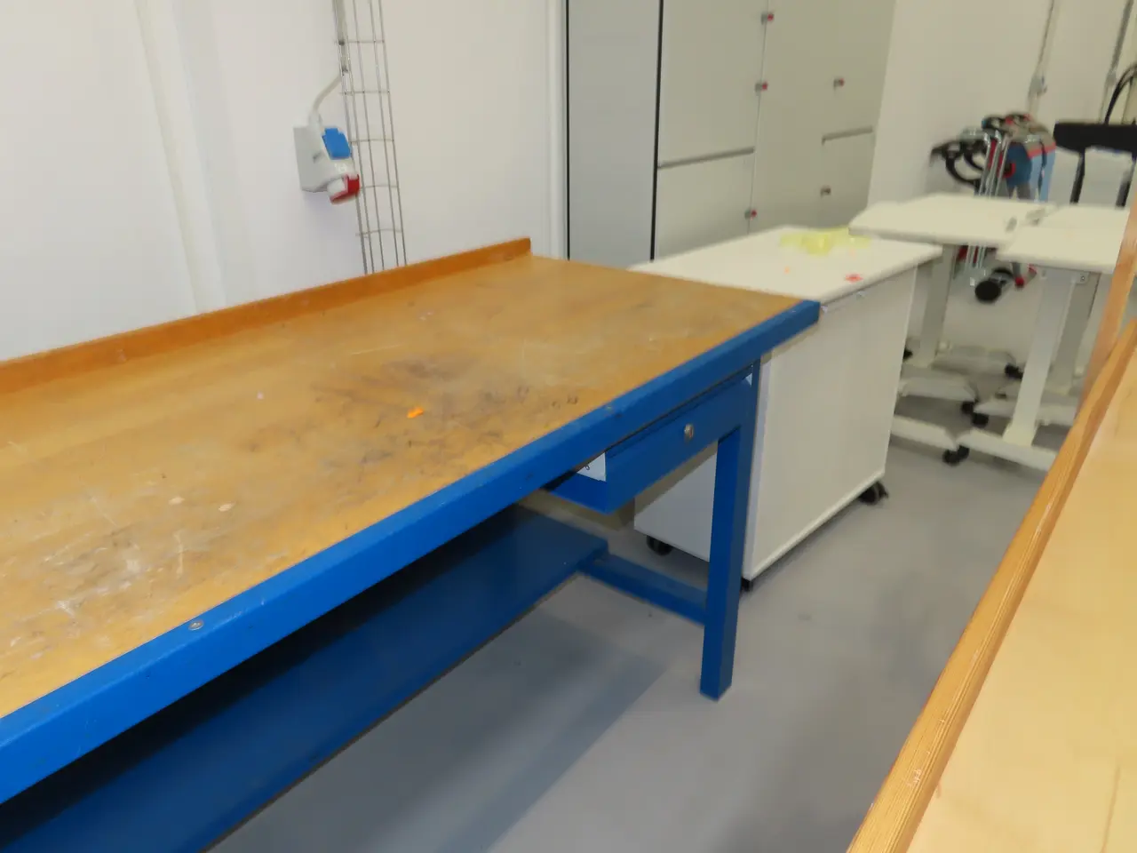 Billede 3 - Arbejdsbord med skruestik RIDGID Junior 140