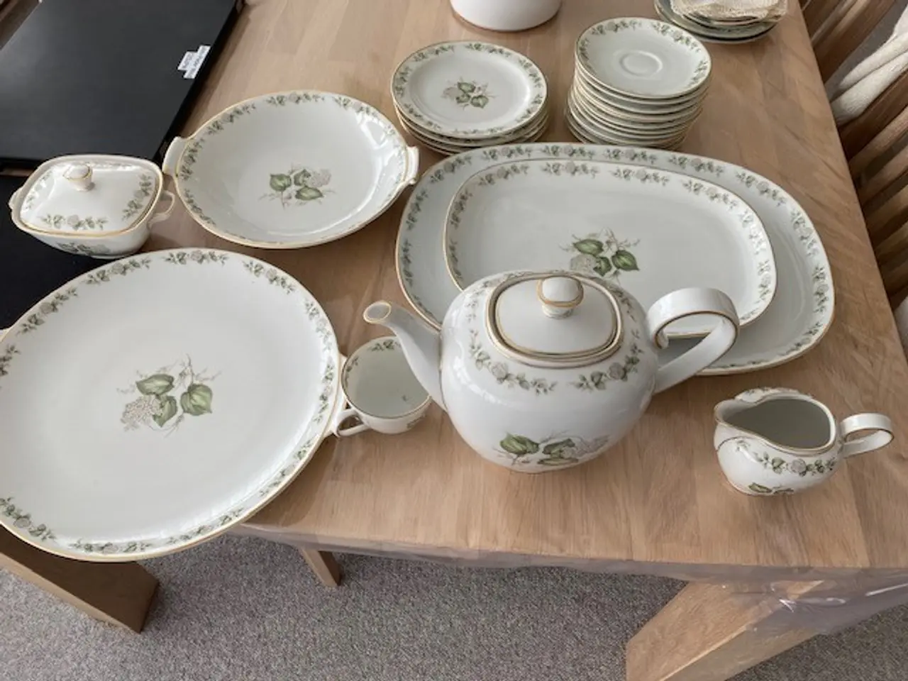 Billede 1 - Smukt tysk Krautheim kaffestel "Flieder" (Syren) –