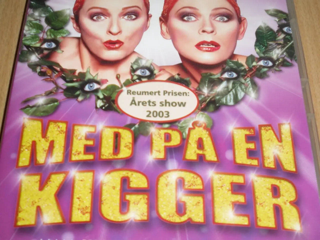 Billede 1 - SØS & KIRSTEN. Med på en kigger.