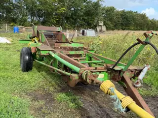 Kartoffeloptager / frilægger sælges