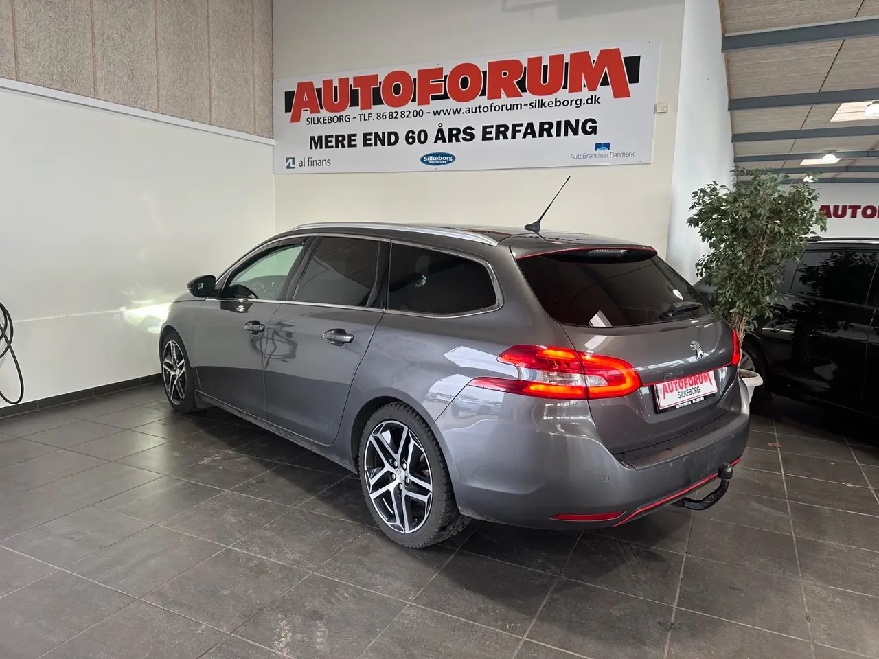 Billede 18 - Peugeot 308 1,5 BlueHDi 130 Selection Sky SW