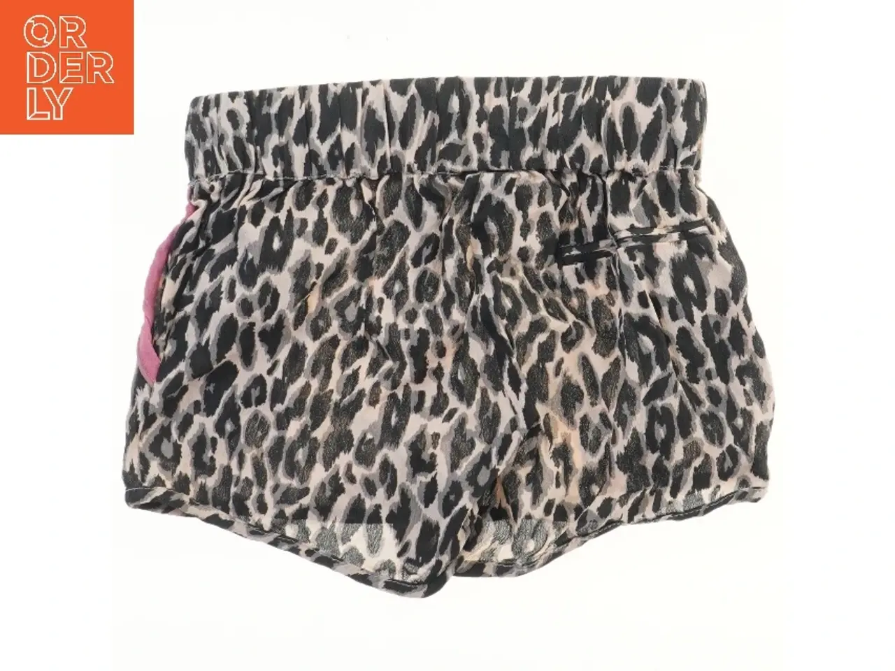 Billede 2 - Shorts med leopardprint og elastik i taljen fra Petit (str. 128)