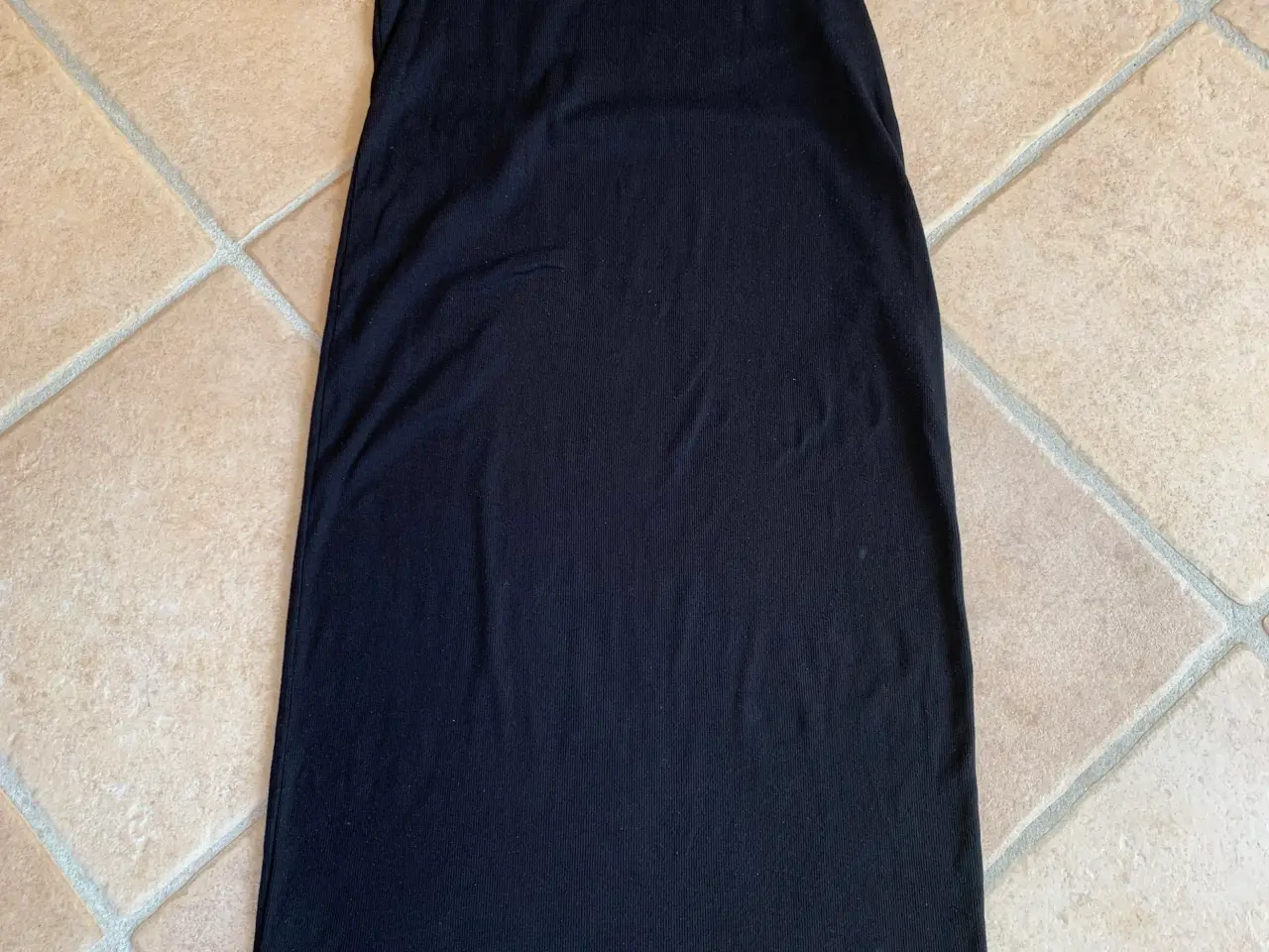 Billede 2 - H&M Divided Basic strop kjole str.L