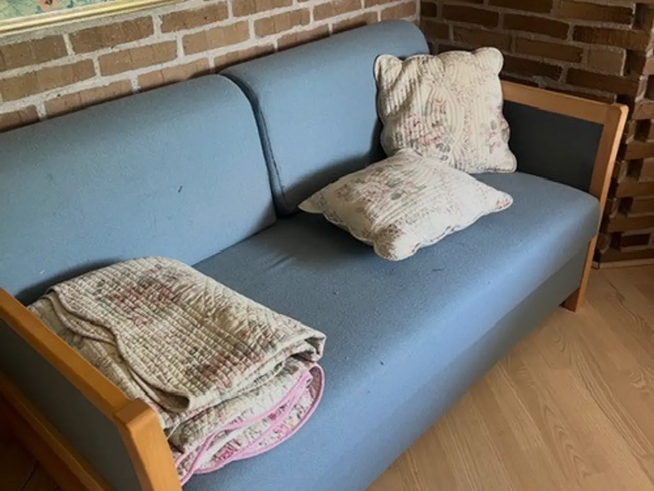 Billede 1 - Sovesofa lys blå/turkis