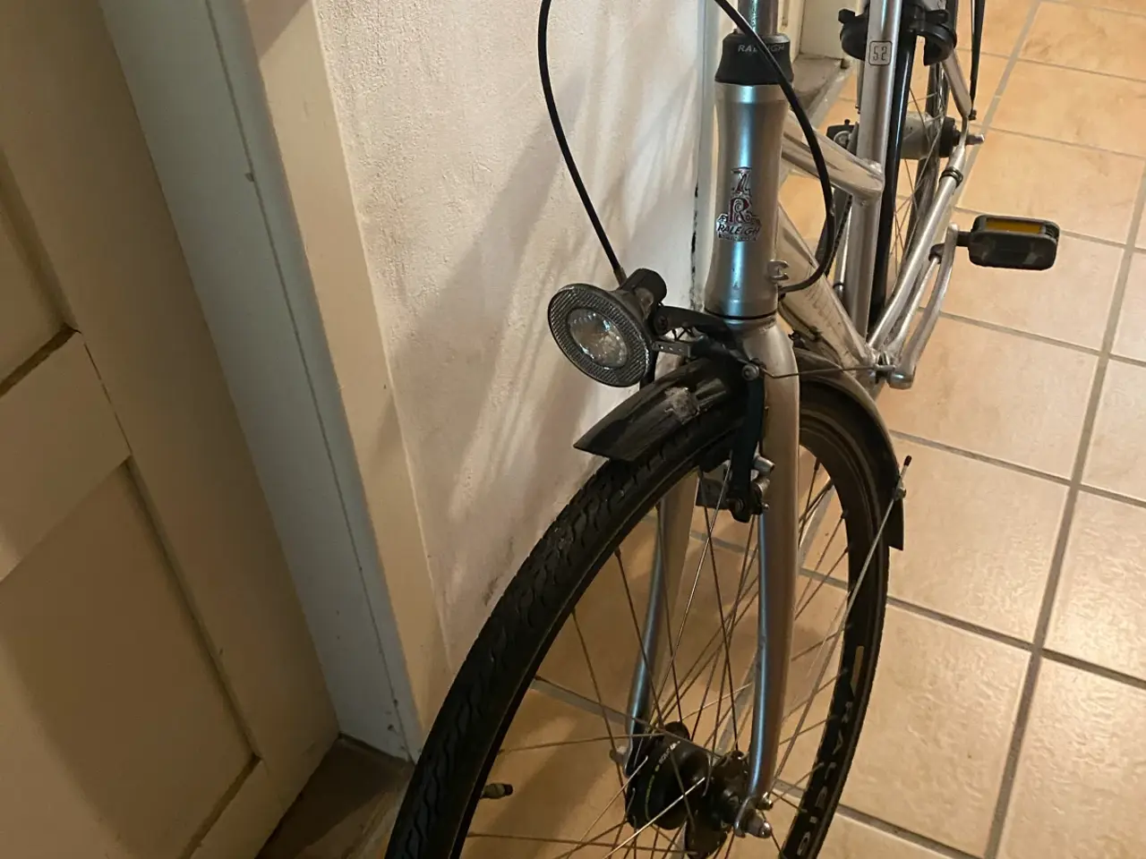 Billede 3 - Raleigh Sprite Alu dame cykel
