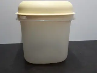 Tupperware beholder
