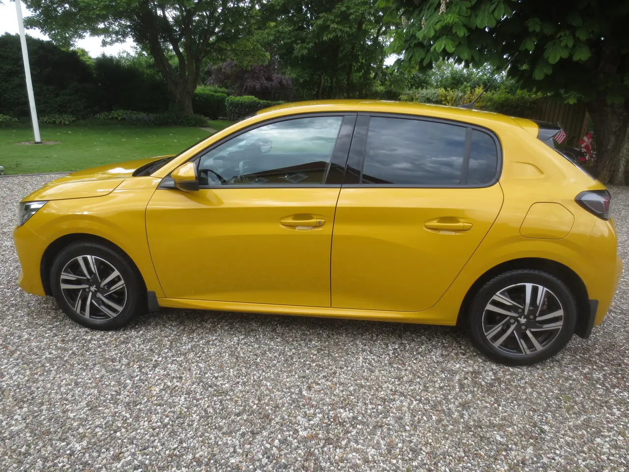 Billede 10 - Fin Peugeot 208 Blue HDi Ny model. År 20.