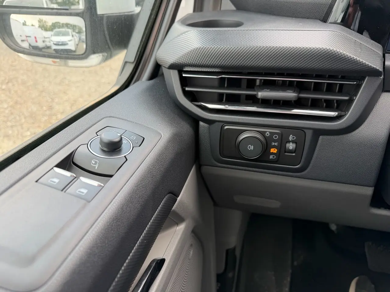 Billede 21 - Ford E-Transit Custom 320 L1 64 Limited