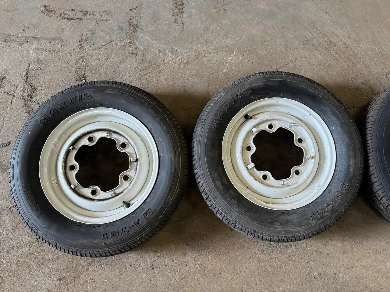 Billede 2 - Vw bobbel hjul 5x205
