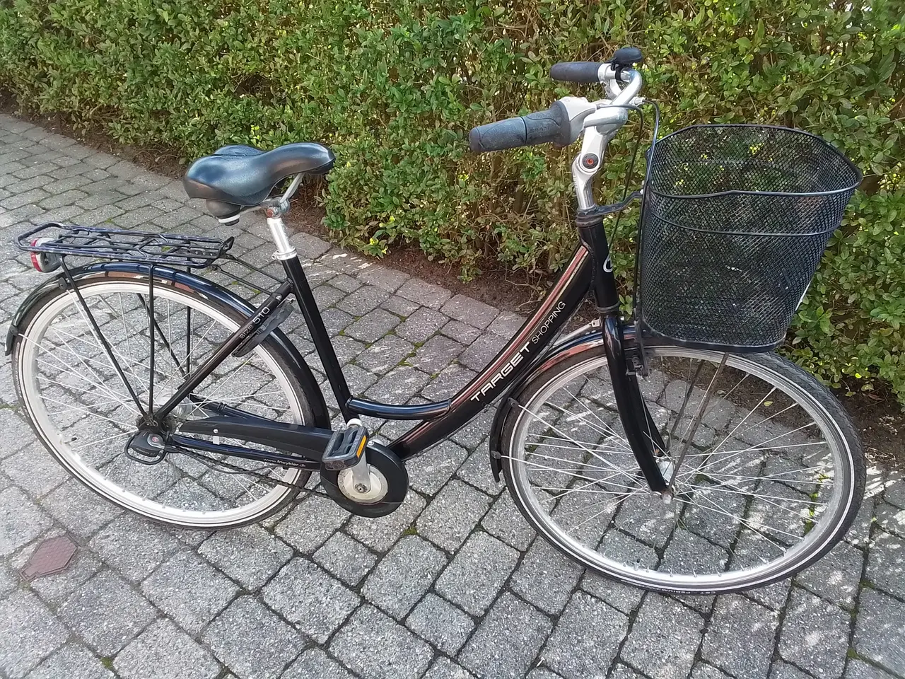Billede 1 - Dame og herre cykel til salg.