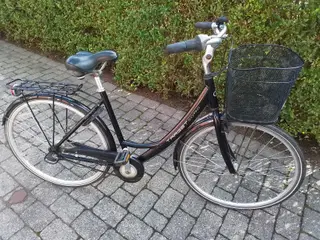 Dame og herre cykel til salg.