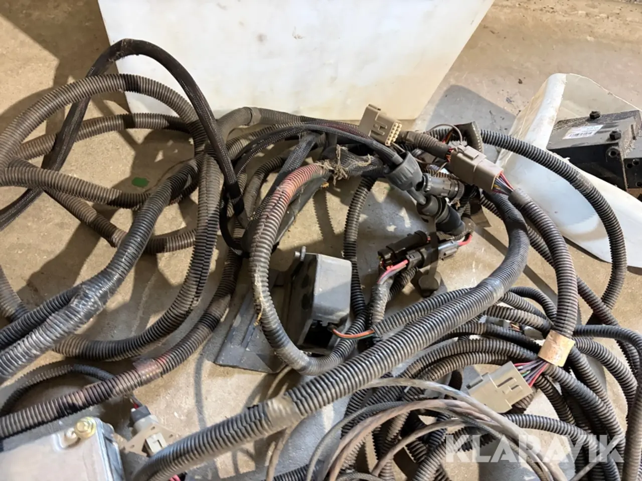 Billede 4 - Aktiv Redskabsstyring John Deere Application Controller 1100 med ventilblok