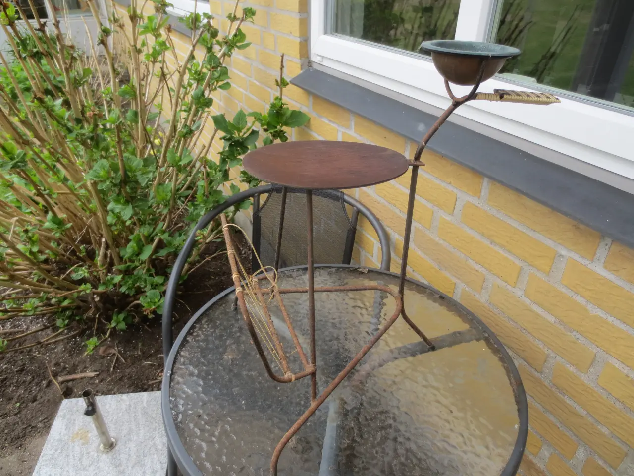 Billede 2 - 1 stk Retro Avisholder Med TEAK plade