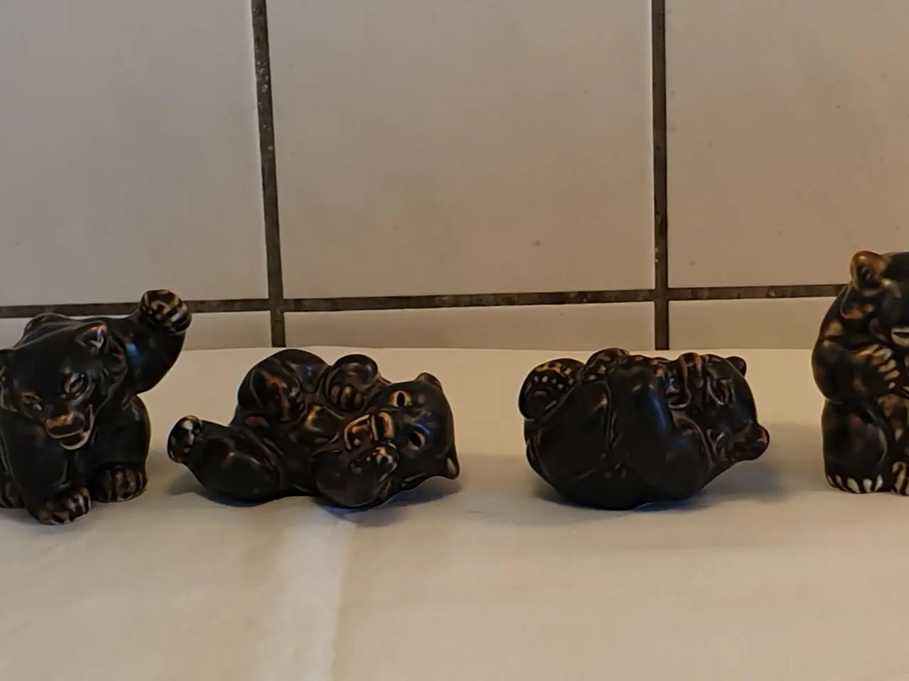 Billede 1 - Brune bjørne 4stk ialt300kr Bud modtages