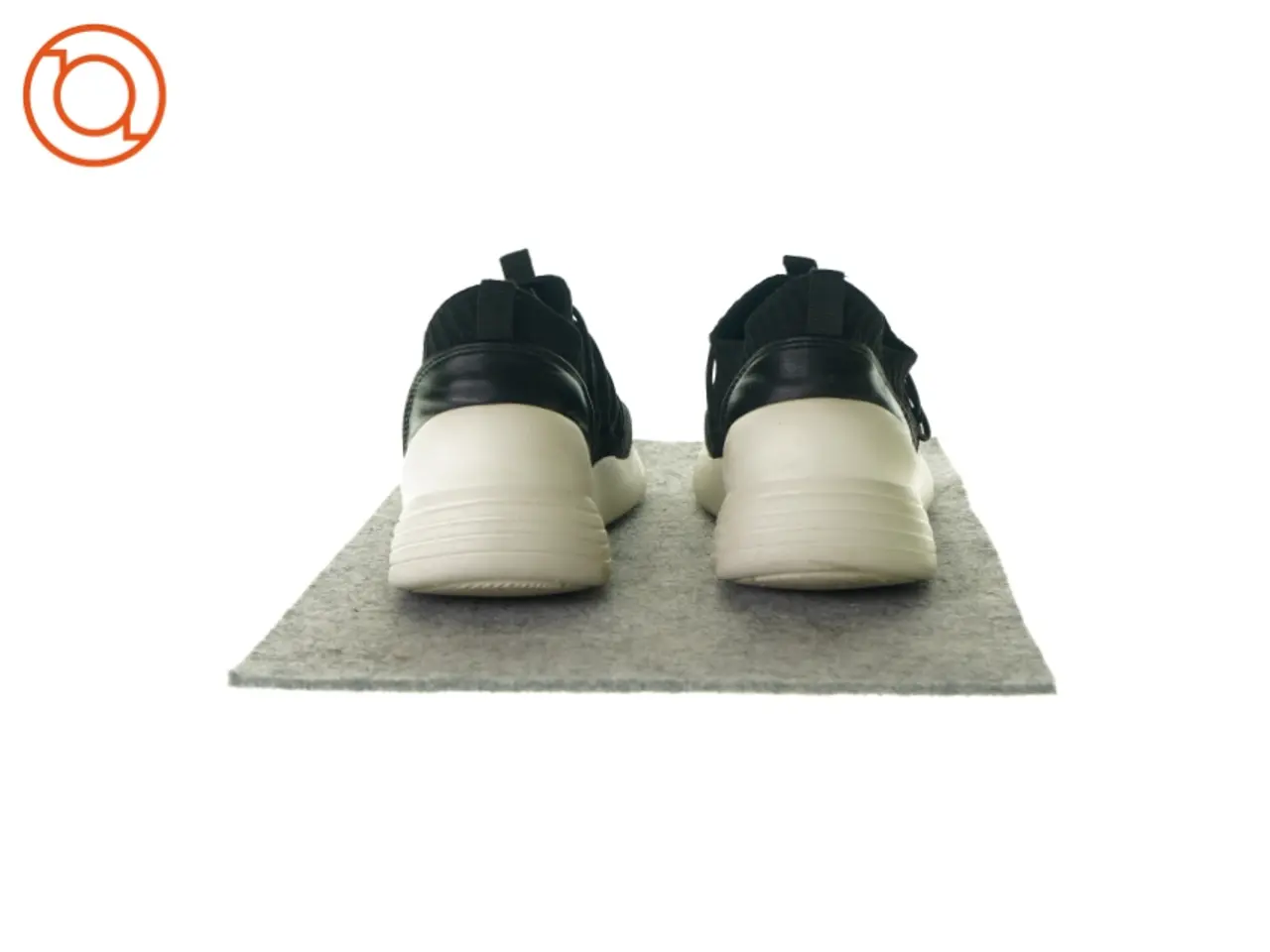 Billede 4 - Sneakers med elastik (Str. 37½)