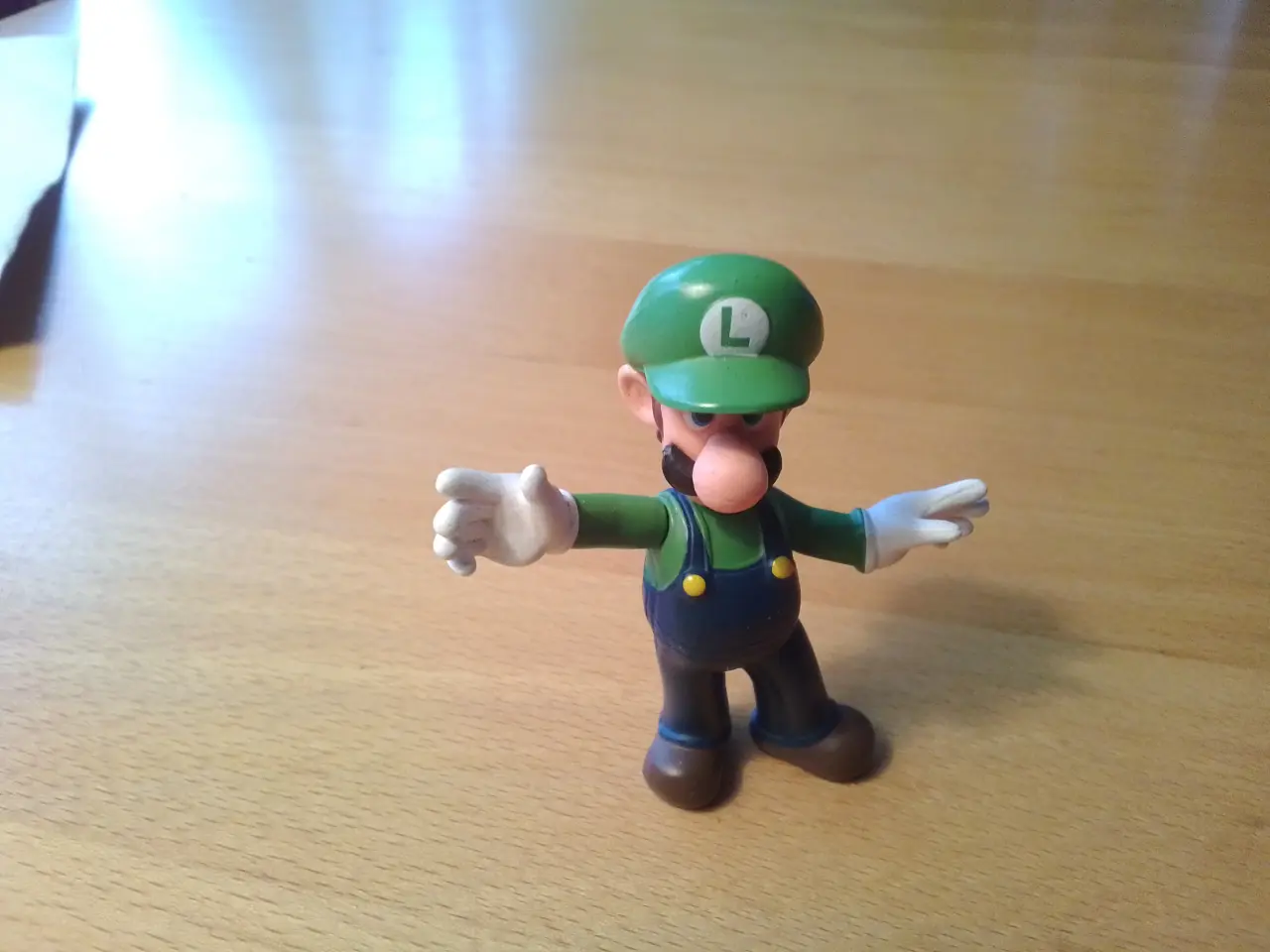 Billede 1 - 2 Luigi figurer og 4 bamser Mario/Luigi m.m