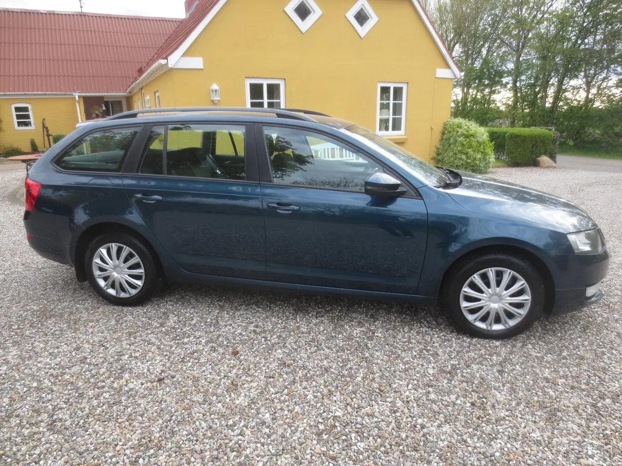 Billede 4 - Pæn Skoda Octavia Stc 1.6 TDi År 13. Nysynet.