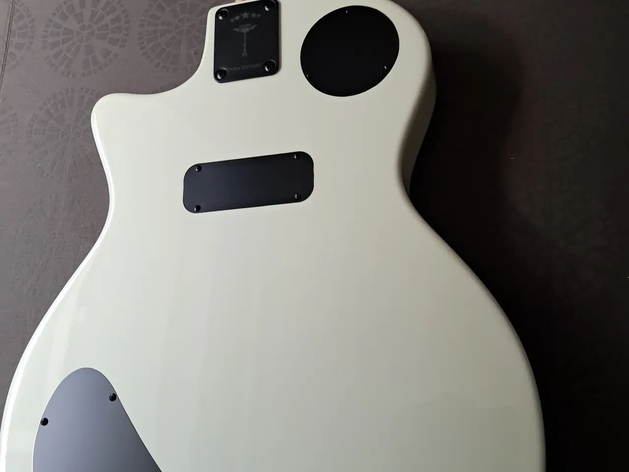 Billede 4 - TYMA halvakustisk el guitar