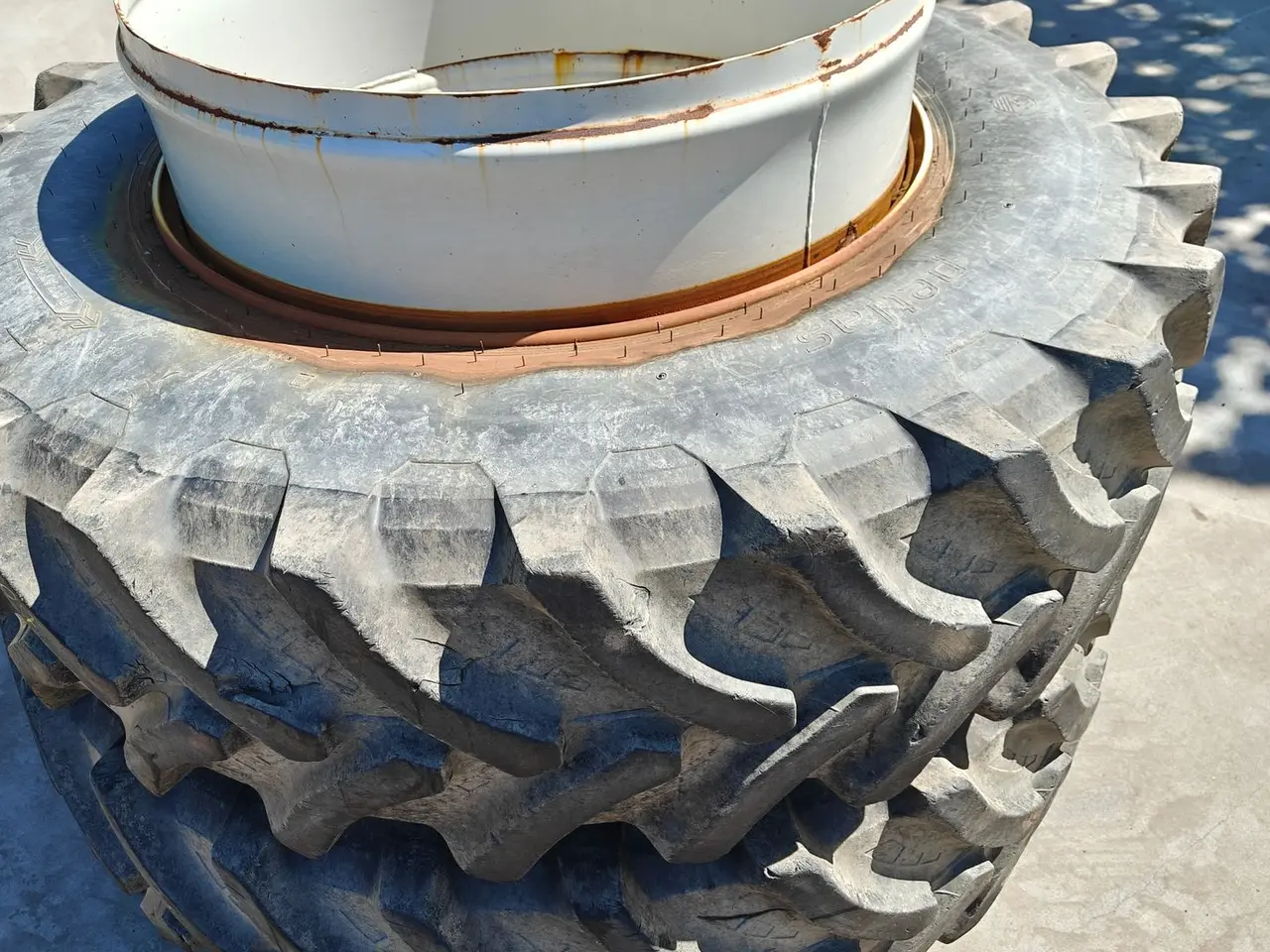 Billede 1 - Tvillingehjul 520/85R42 XXX
