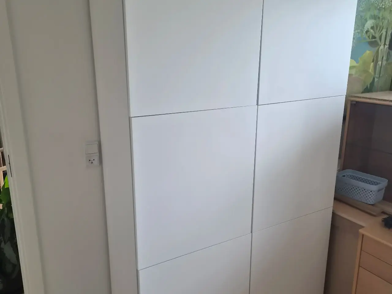 Billede 1 - BESTÅ Garderobeskab fra IKEA