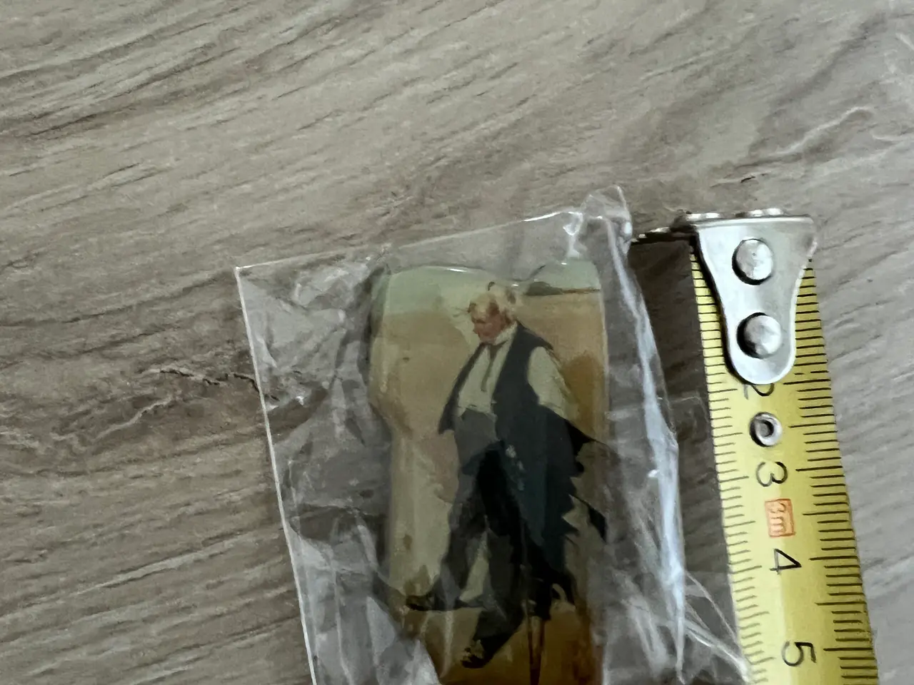 Billede 7 - Samling af 11 Tuborg pins og badges