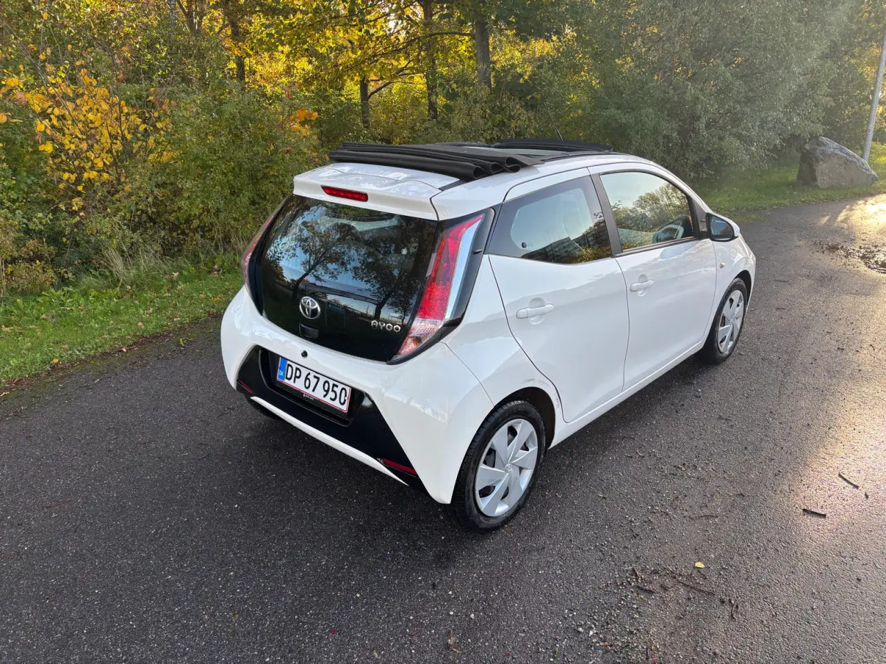 Billede 3 - Toyota Aygo med foldetag