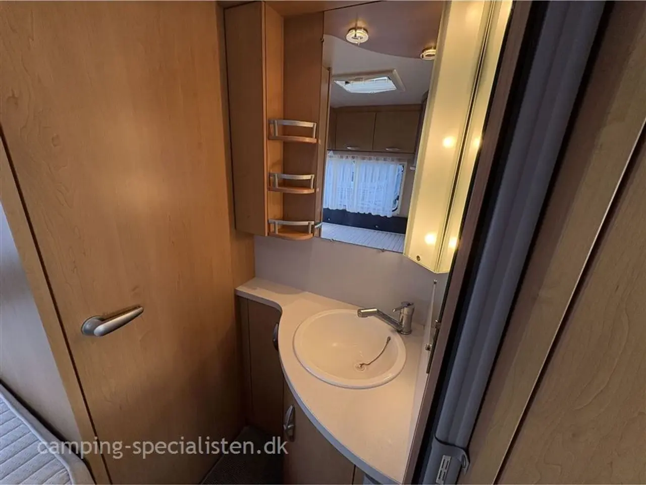 Billede 11 - 2007 - Knaus Südwind 500 FU   2007 Knaus Südwind 500 FU - Se den nu hos Camping-Specialisten.dk