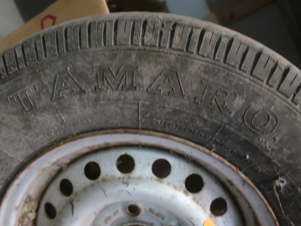 Billede 2 - Bildæk TAMARO 185R 14C