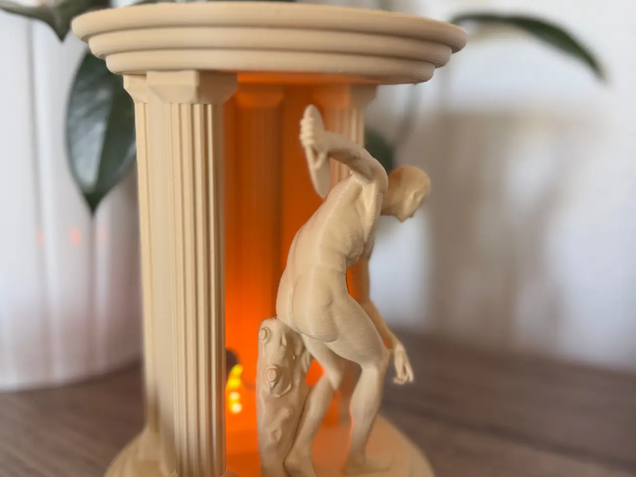 Billede 2 - Dekorativ LED-lampe med Diskoskaster figur