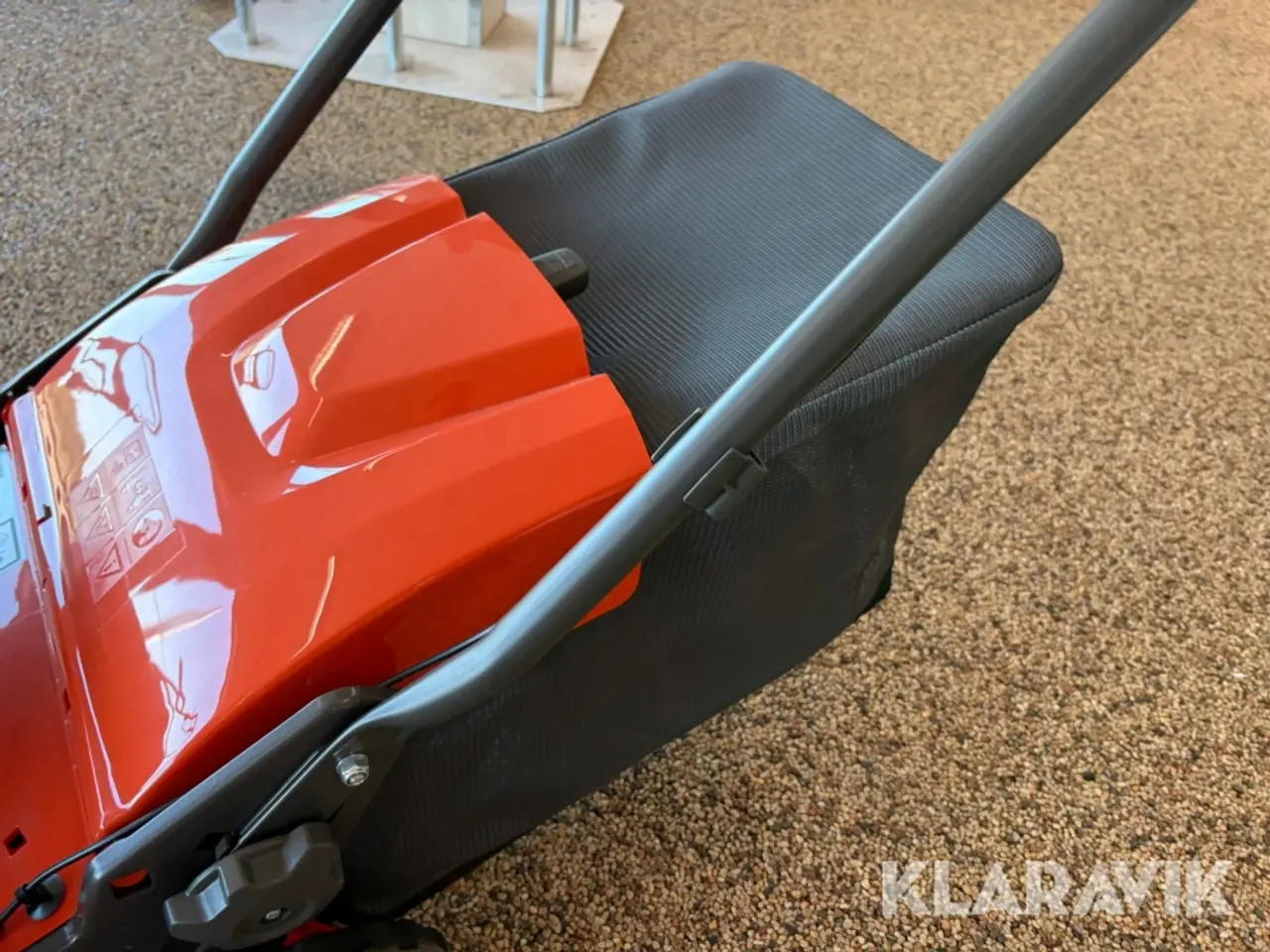 Billede 10 - Græsslåmaskine Husqvarna LC247i 1 styk