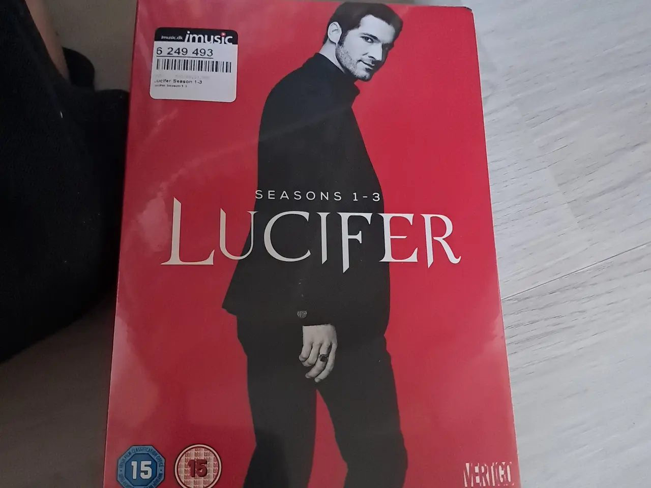 Billede 1 - Lucifer sæson 1-3