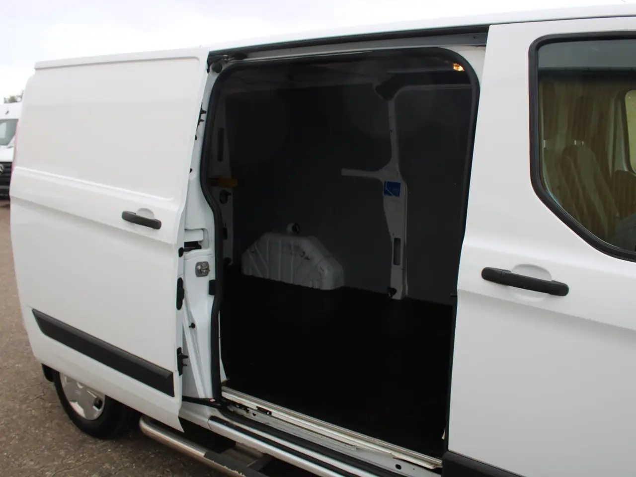 Billede 12 - Ford Transit Custom 300 L2 2,0 TDCi 130 Trend