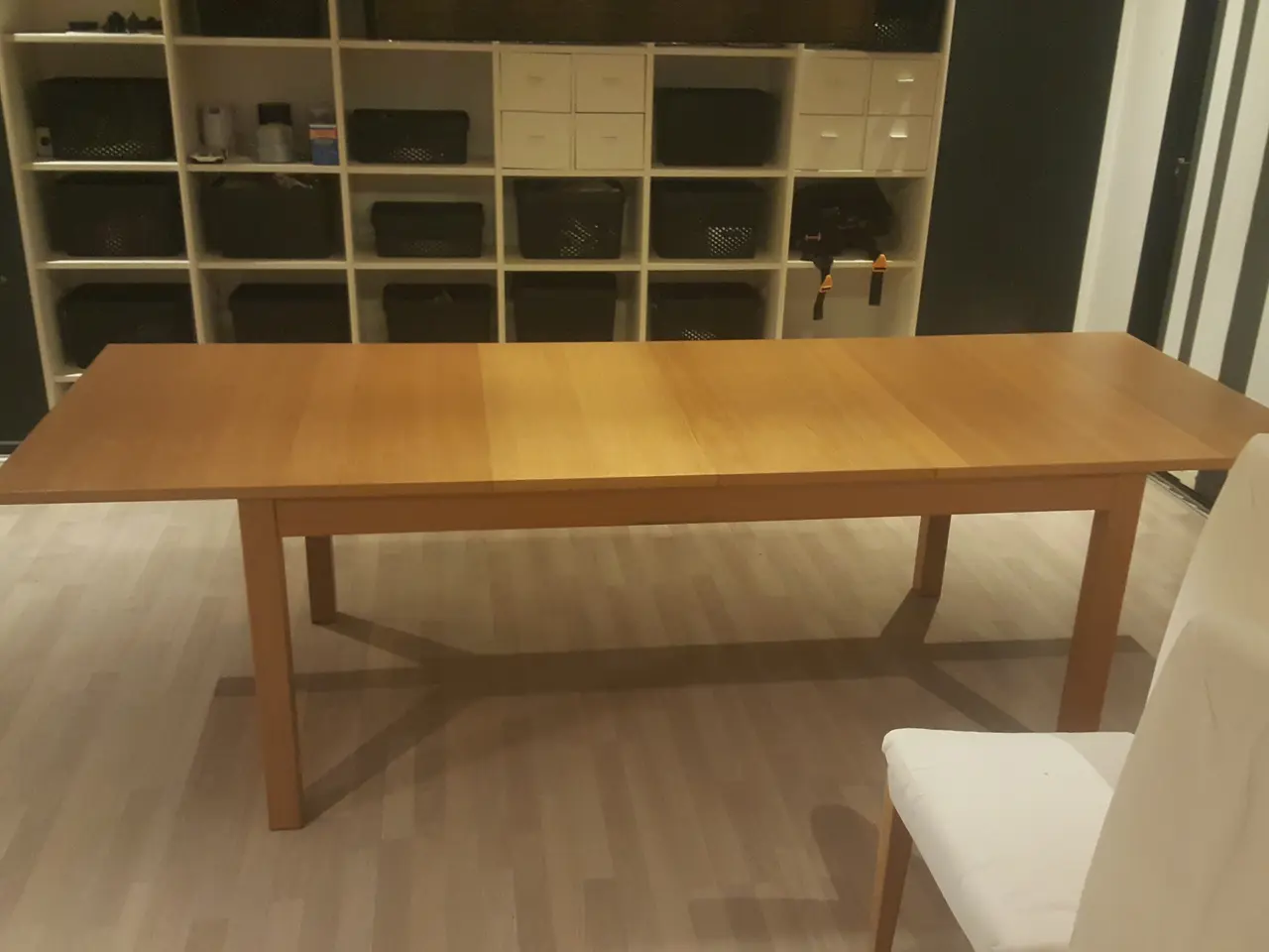 Billede 6 - spisebord inkl stole
