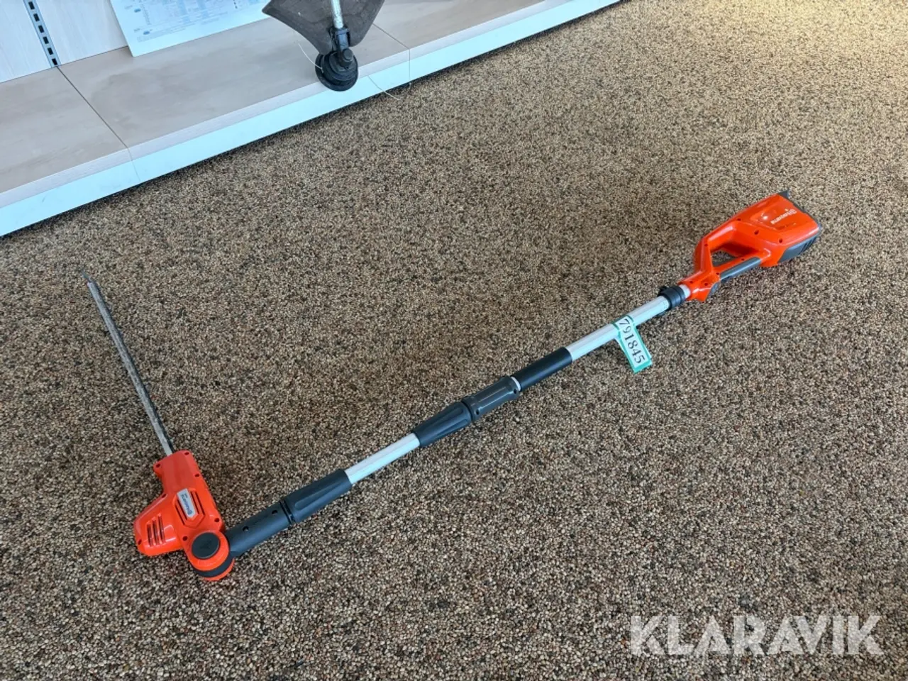 Billede 1 - Hækkeklipper Husqvarna 120iTK4-H stang