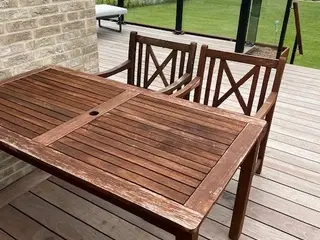 Bord,bænk og stole