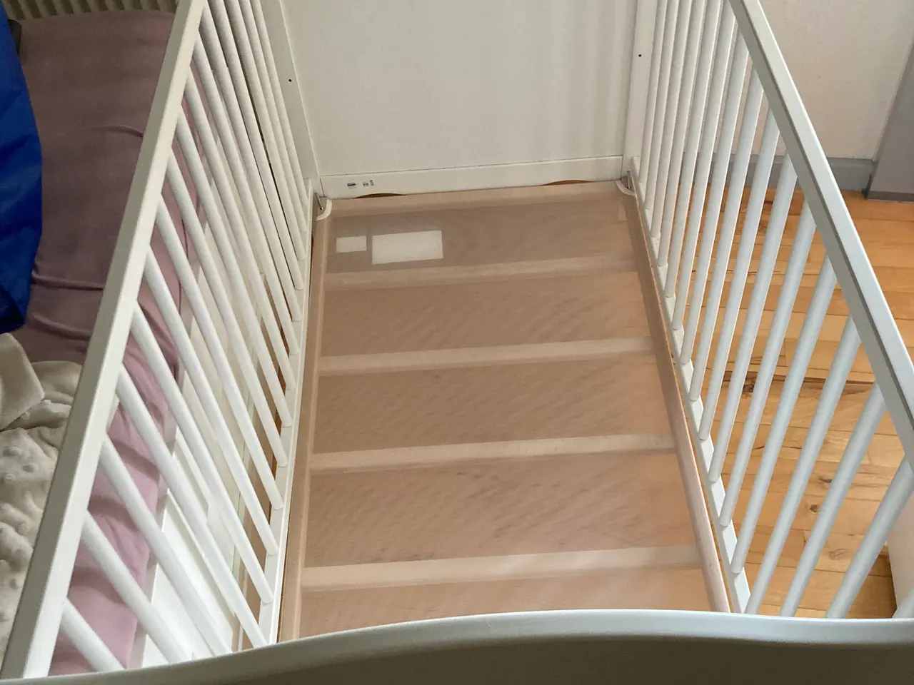 Billede 2 - IKEA tremmeseng hvid