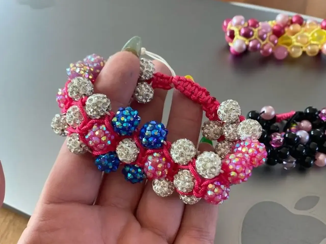 Billede 7 - Nye knyttede armbånd