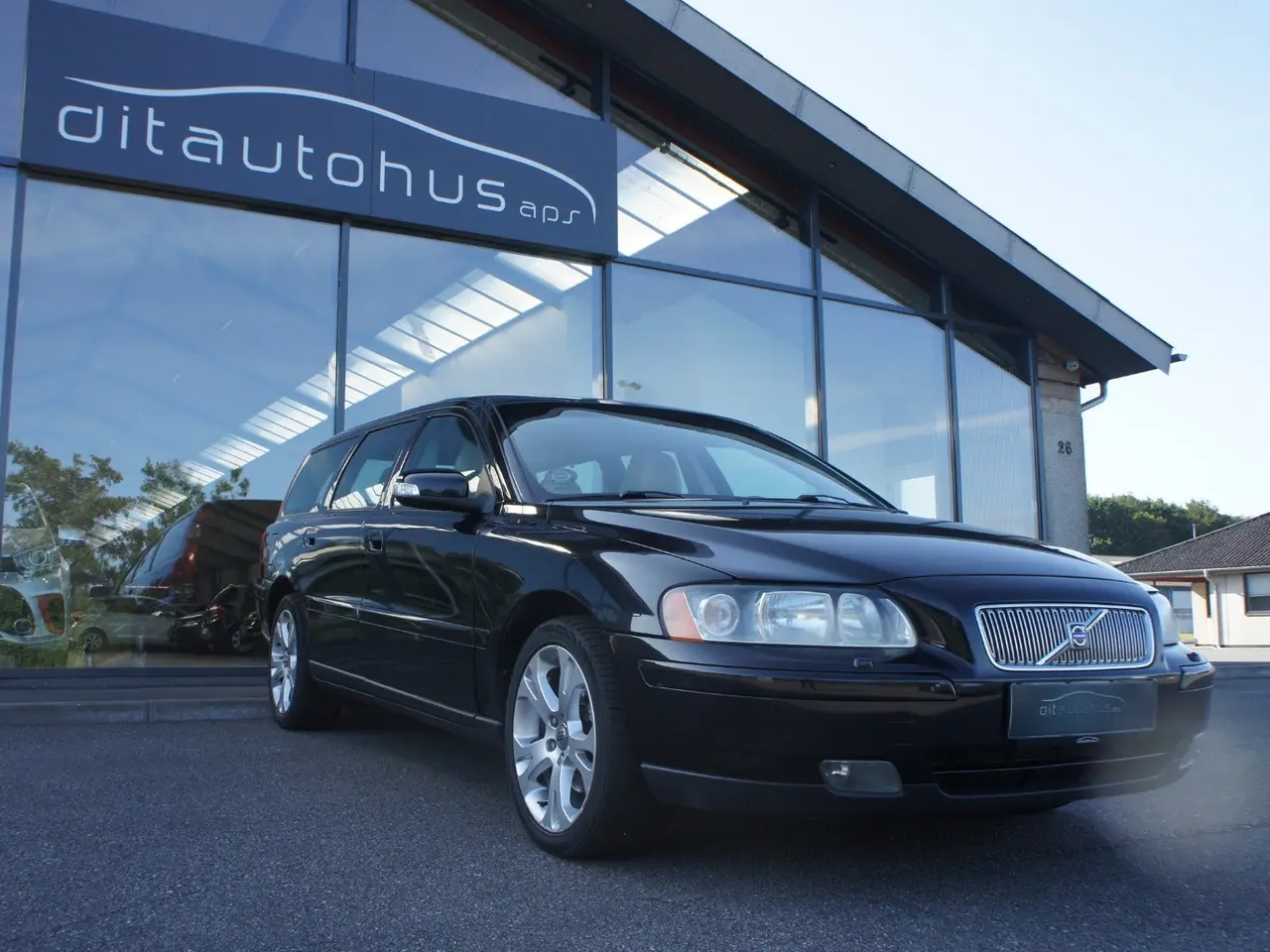 Billede 2 - Volvo V70 2,4 140 Momentum