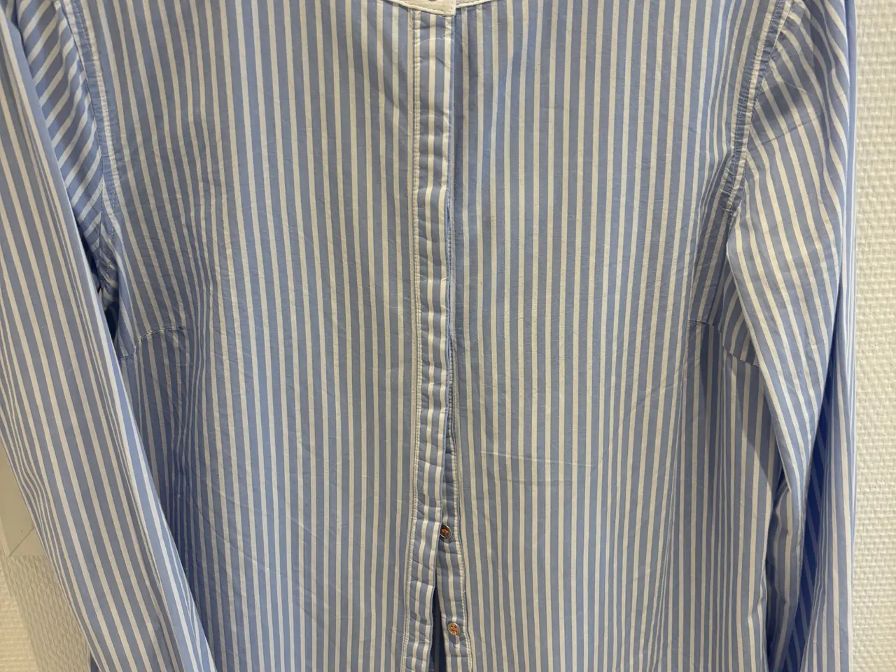 Billede 6 - Skjorte Ny 250kr