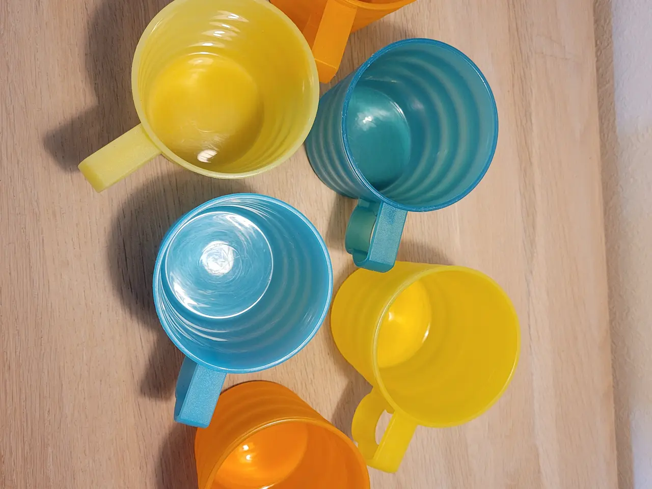 Billede 3 - Tupperware Avanti krus 6 stk.