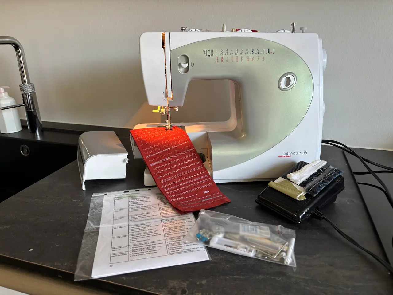 Billede 1 - Bernette. model 56 symaskine
