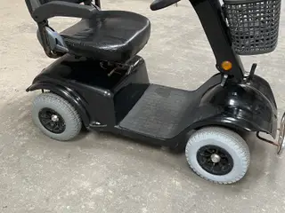 Fin og meget hurtig El Scooter.
