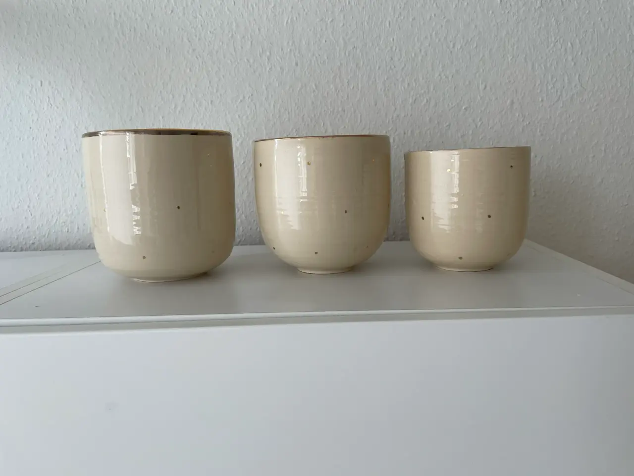 Billede 1 - 3 Urtepotteskjulere Af Keramiker Ida Rostgård