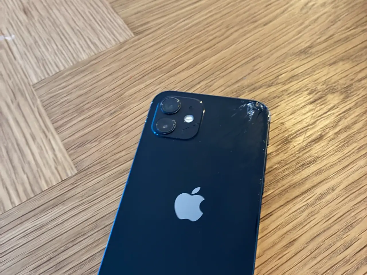 Billede 1 - iPhone 12, 64gb