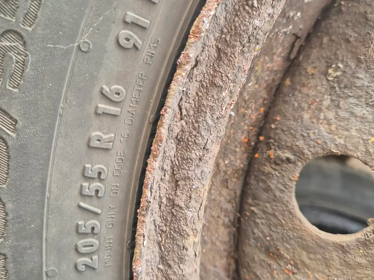 Billede 2 - 5x114,3 Vinterhjul med fine continental dæk