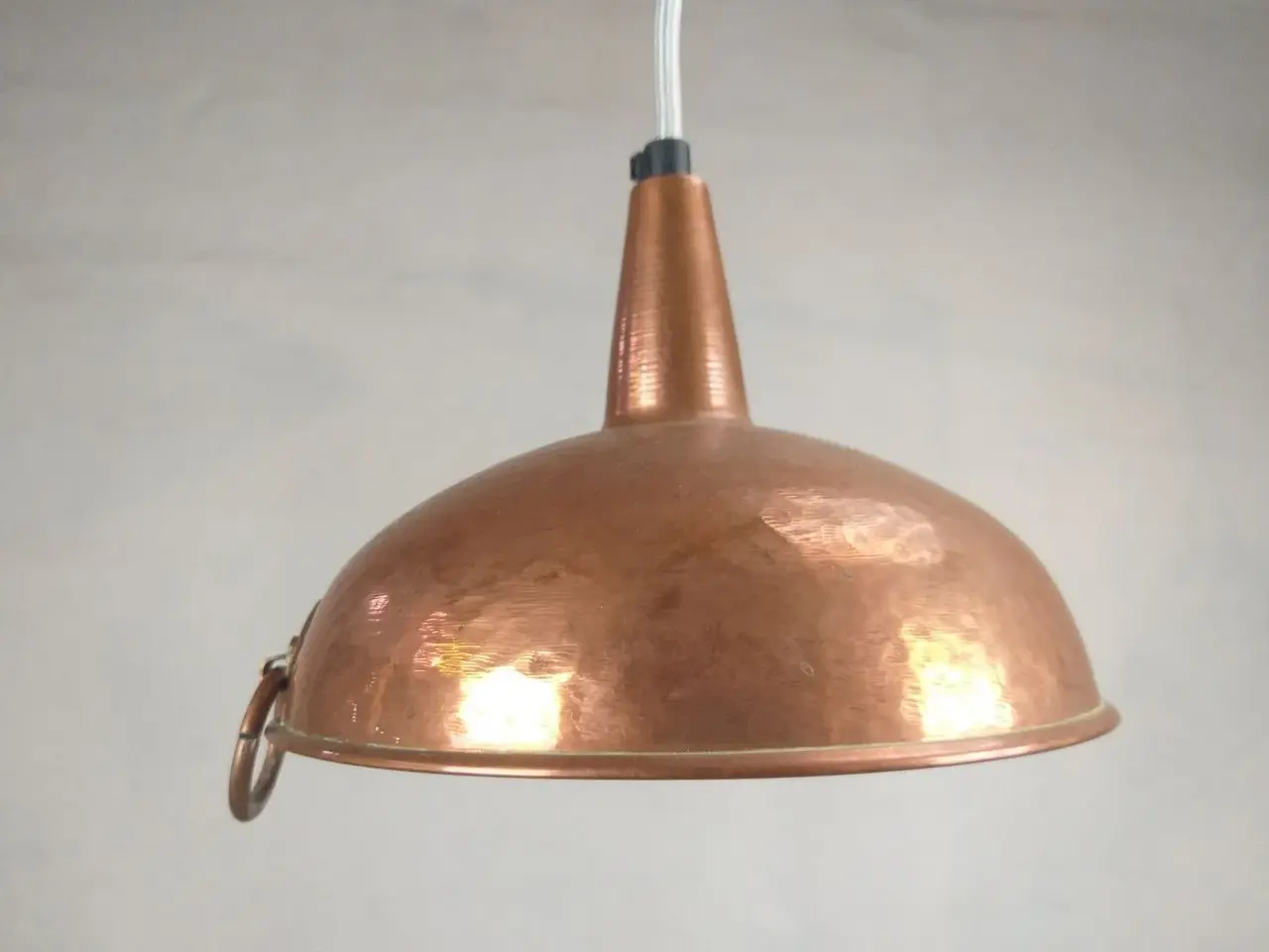 Billede 2 - Loftlampe udformet af en fin gammel kobber tragt
