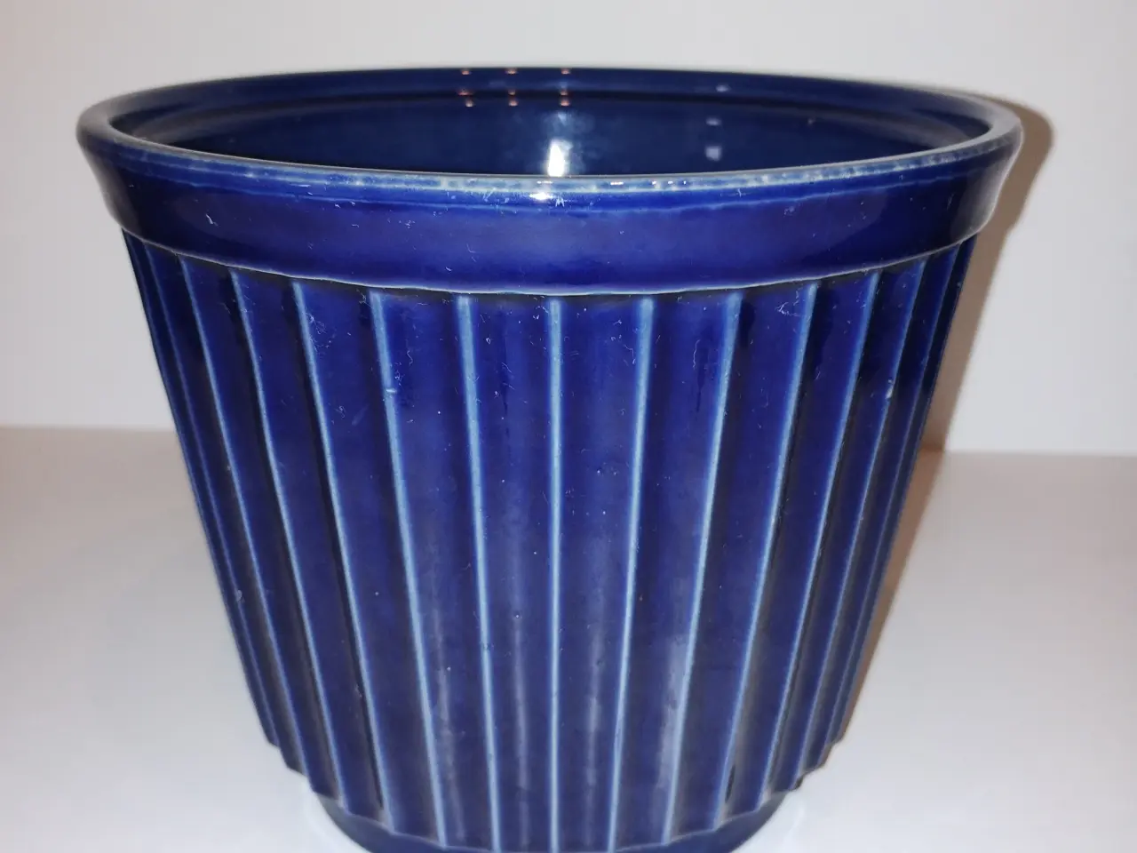 Billede 1 - Riflet retro urtepotte