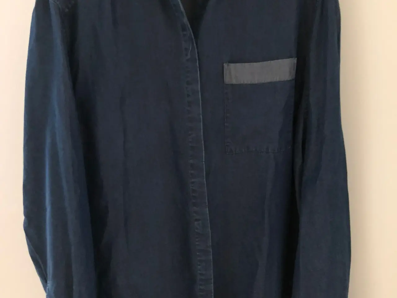 Billede 2 - Acne Studios skjorte