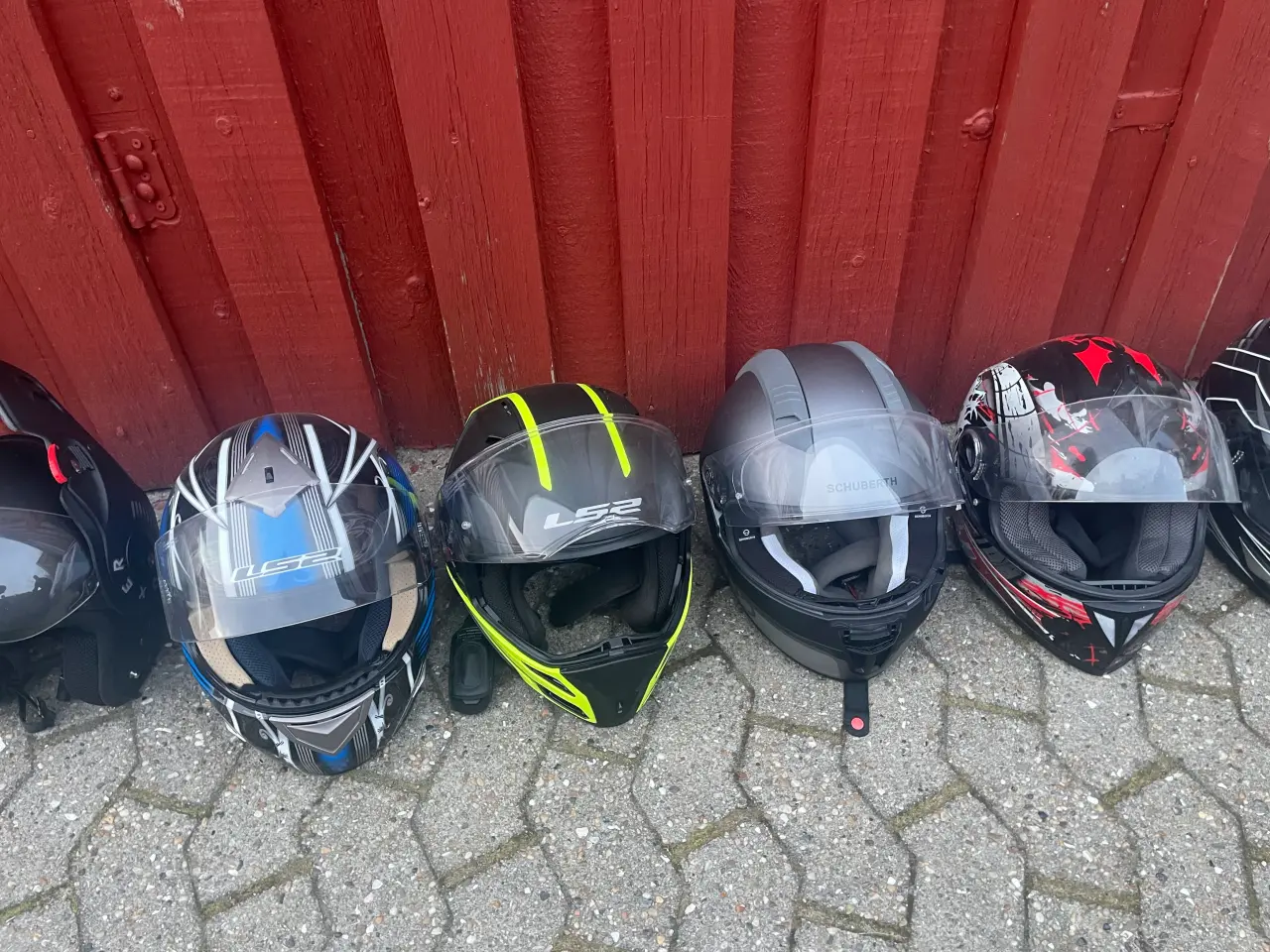 Billede 3 - Helt nye motorhjelmen.. 12 styk..