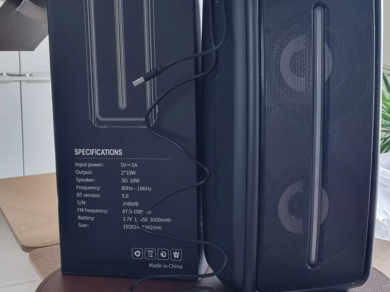 Billede 1 - Hi5 Højttaler Boombox